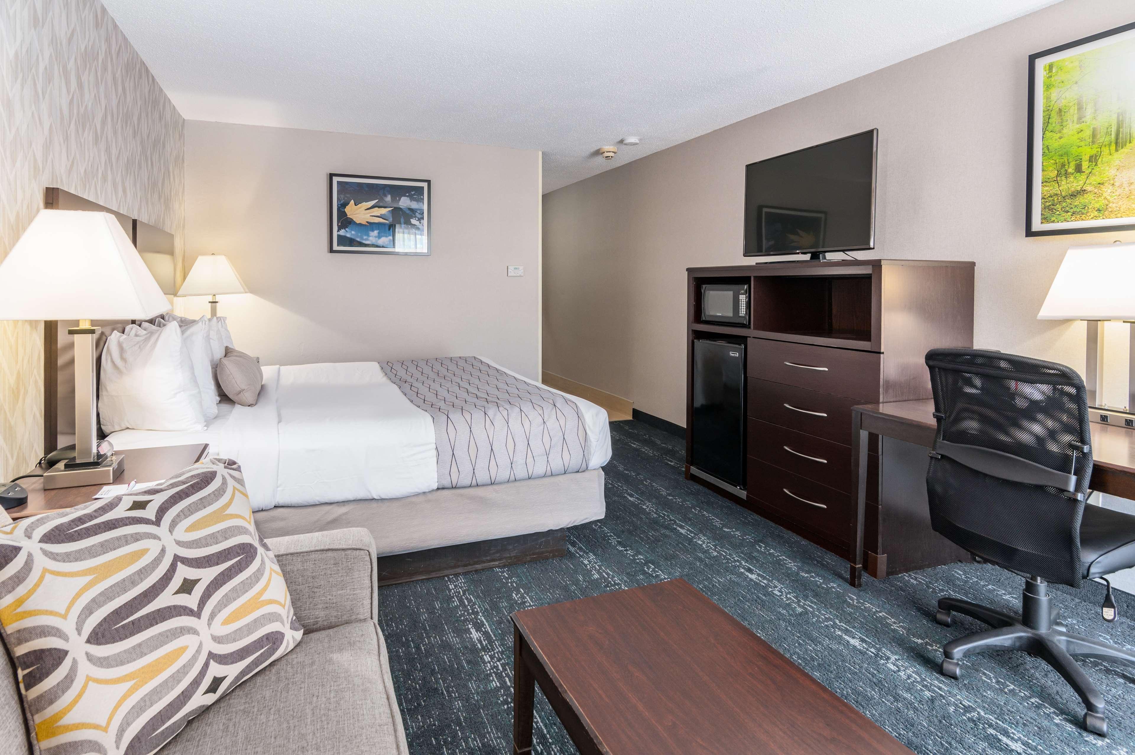 Best Western Plus Keene Hotel Экстерьер фото