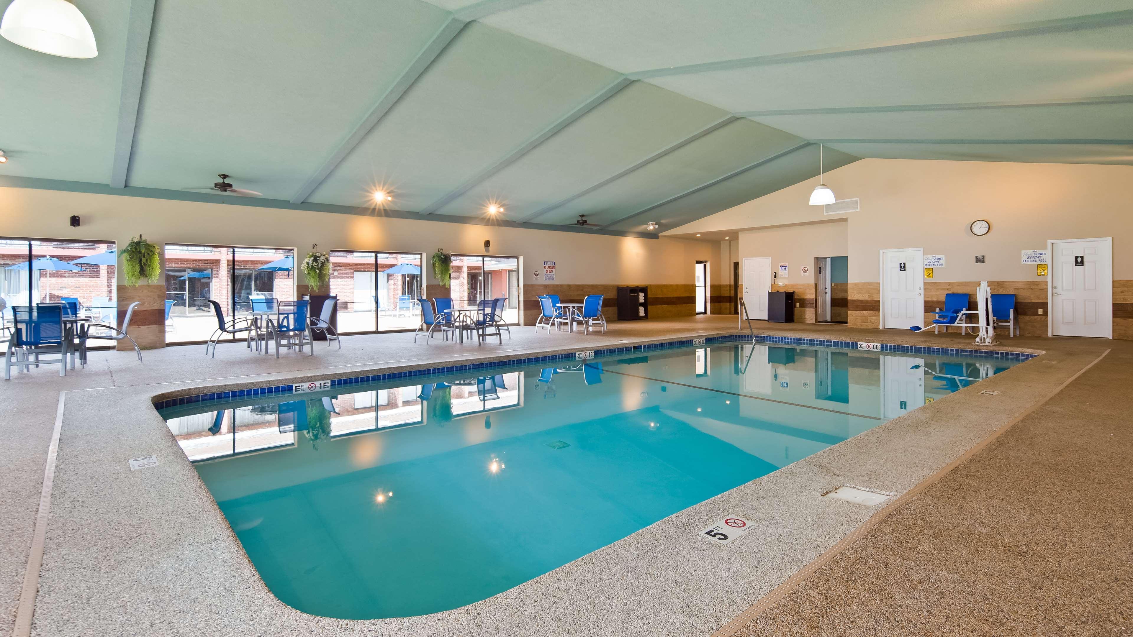 Best Western Plus Keene Hotel Экстерьер фото