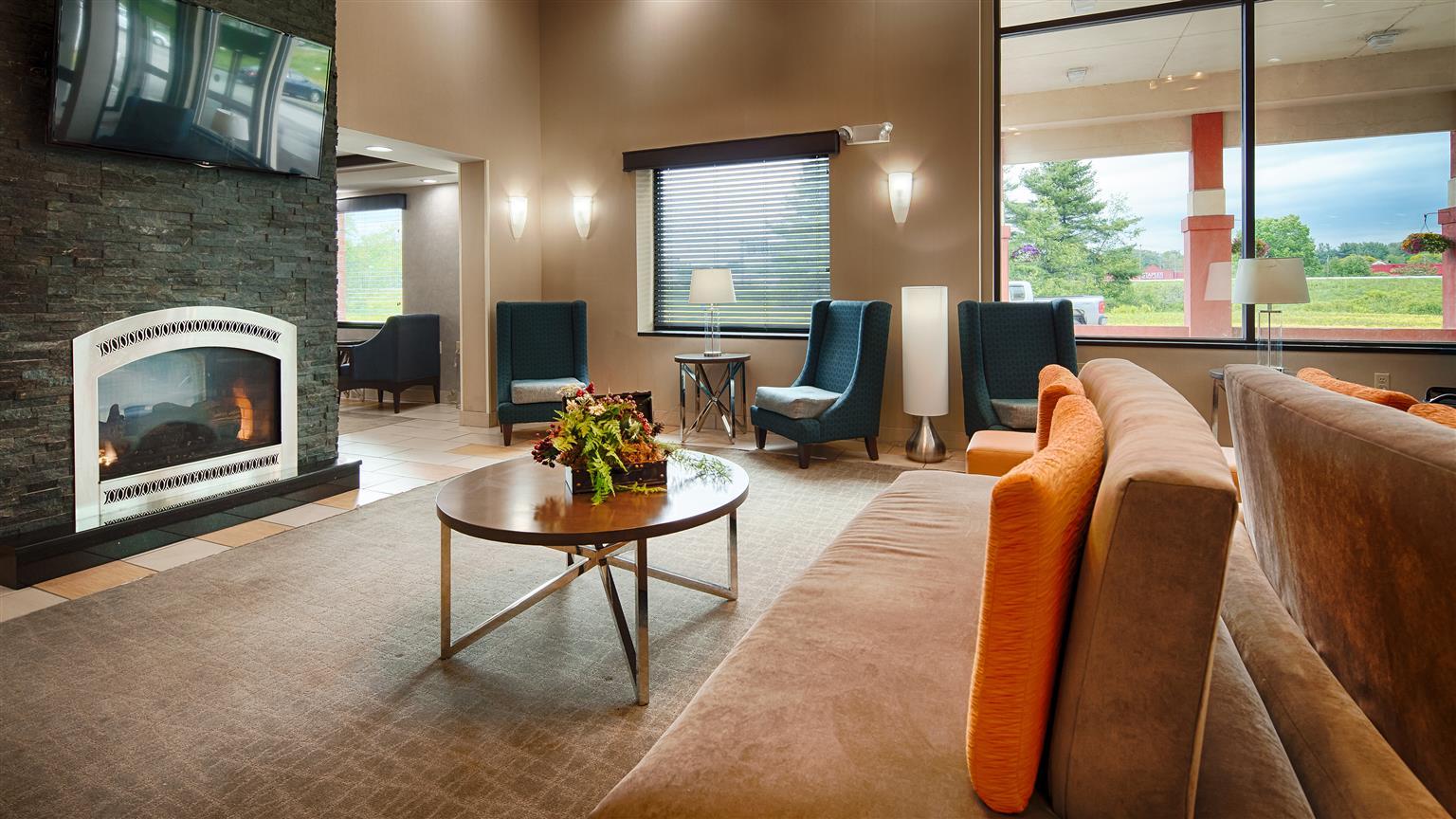 Best Western Plus Keene Hotel Экстерьер фото